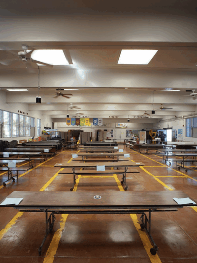 A cafeteria at Honowai Elementary School in Waipahu. (Cory Lum/Civil Beat/2021)